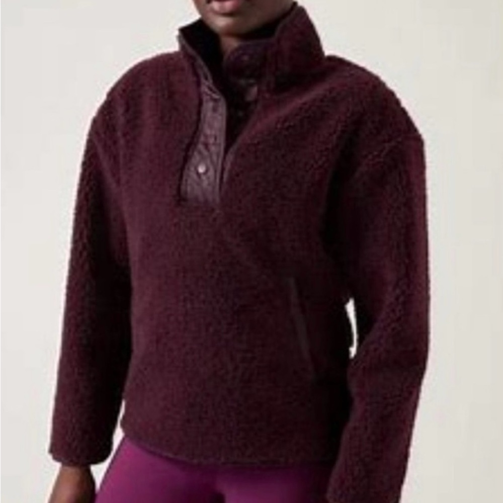 Athleta Cozy Purple Sherpa Pullover. Quilted Longer Length Back. Great Condition